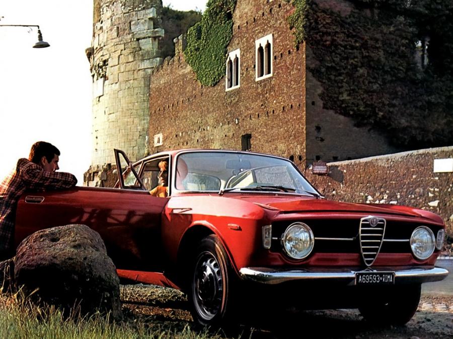  Alfa Romeo Giulia GT 1300 Junior (105) 1966 года  (фото 5 из 10)